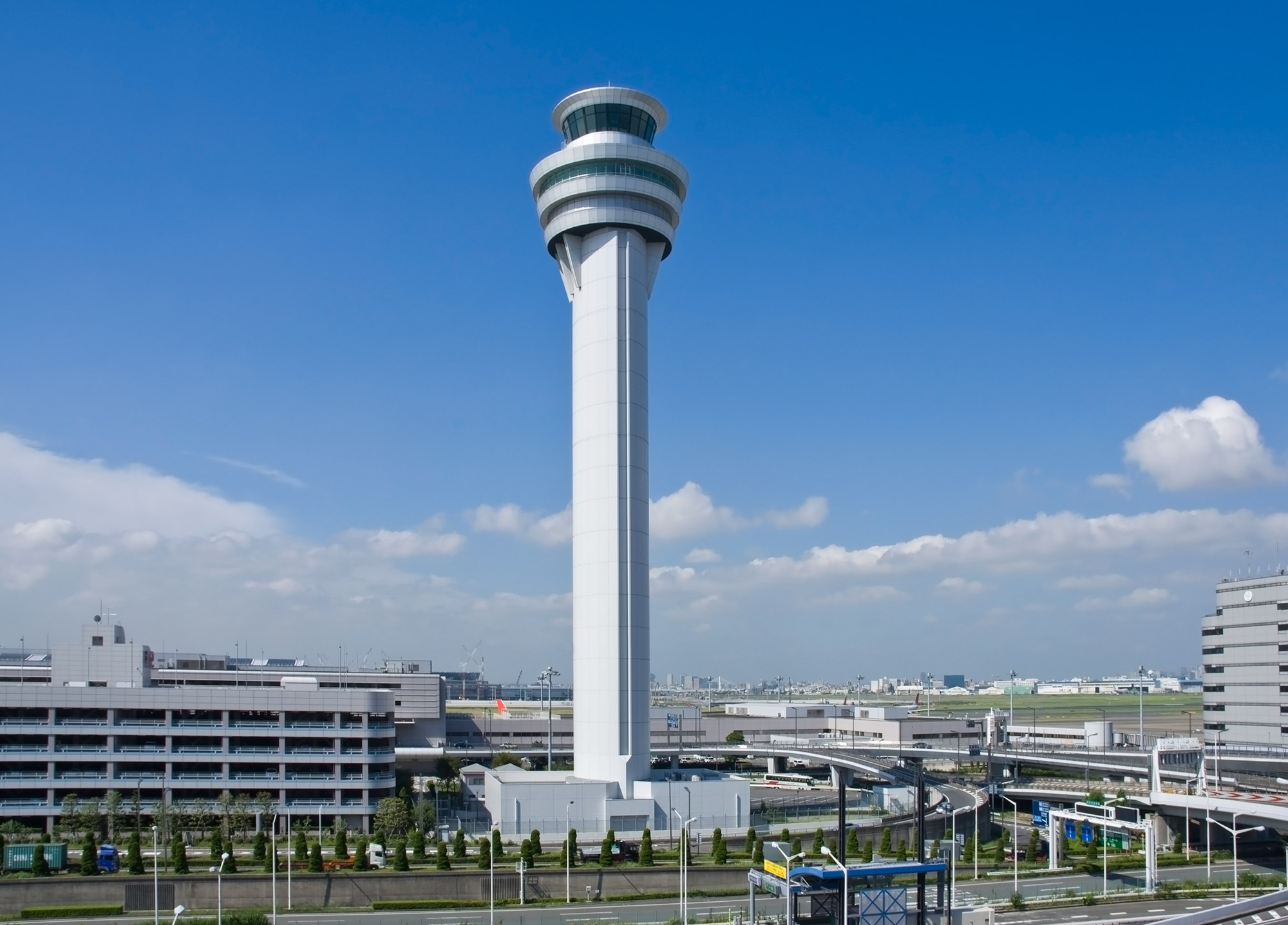 東京国際空港 新管制塔|不二サッシFACING ONLINE