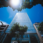 メナード本社ビル