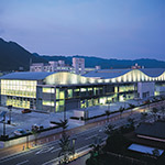 山口情報芸術センター