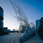 国立国際美術館